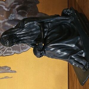 Mourning Sculpture